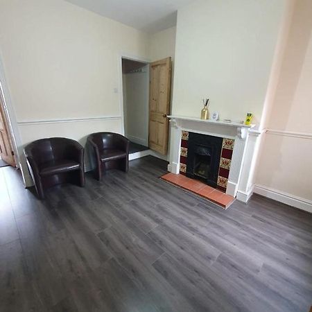 2 Bedroom House - Hopefield Road Leicester Bagian luar foto