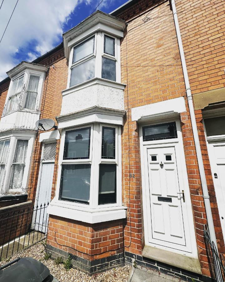 2 Bedroom House - Hopefield Road Leicester Bagian luar foto