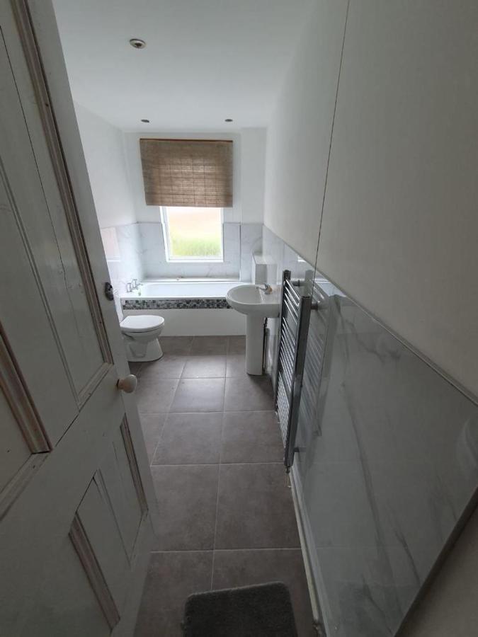 2 Bedroom House - Hopefield Road Leicester Bagian luar foto